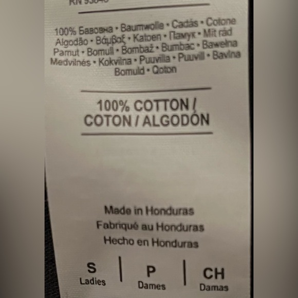 Women’s small Drummer 🥁 Girl T-shirt. NWOT. 100% cotton - Picture 3 of 4